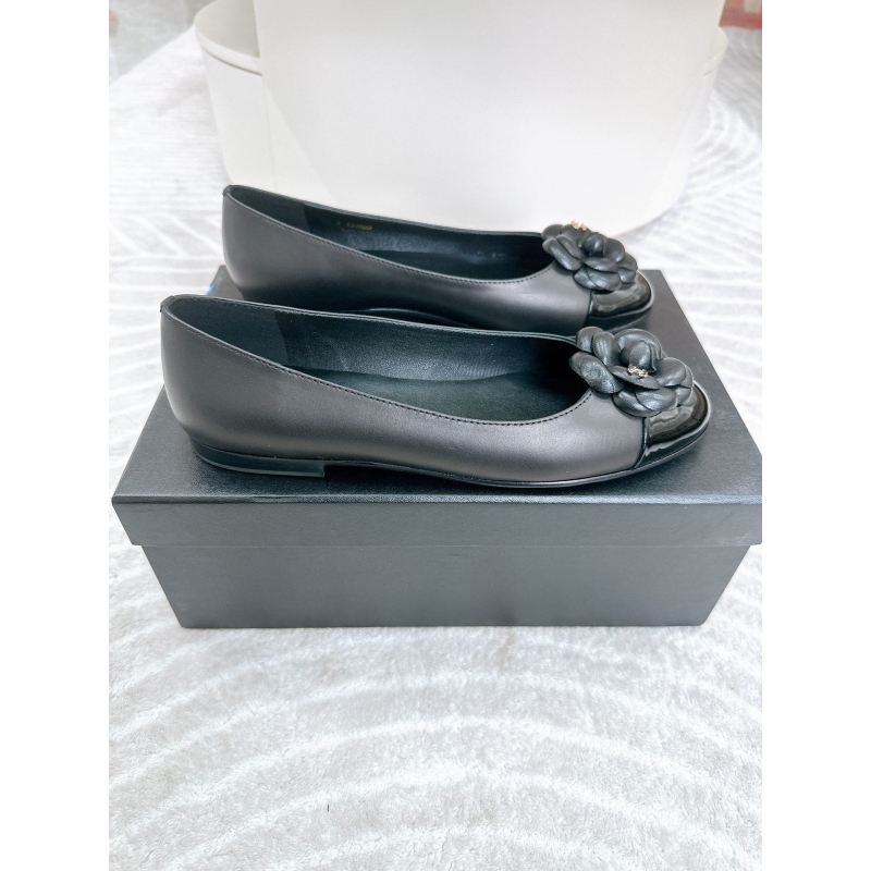 Ch*el flat shoes